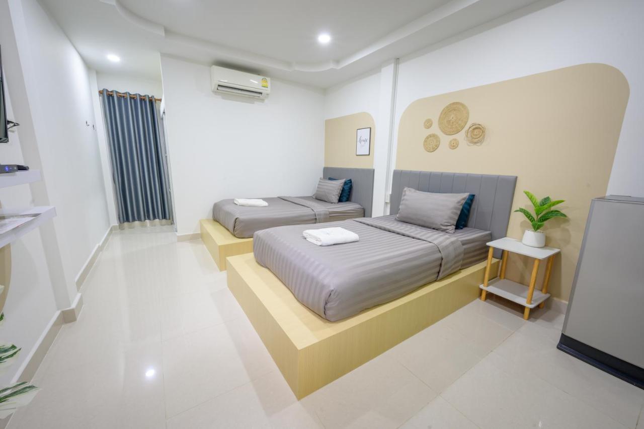 Halo Sea Koh Larn Hotell Pattaya Eksteriør bilde